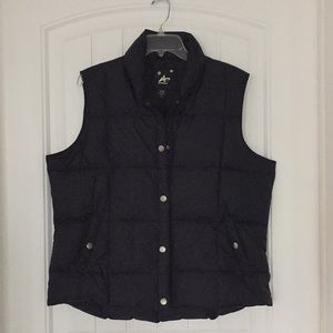 ATHLETECH Puffer Vest Size XL